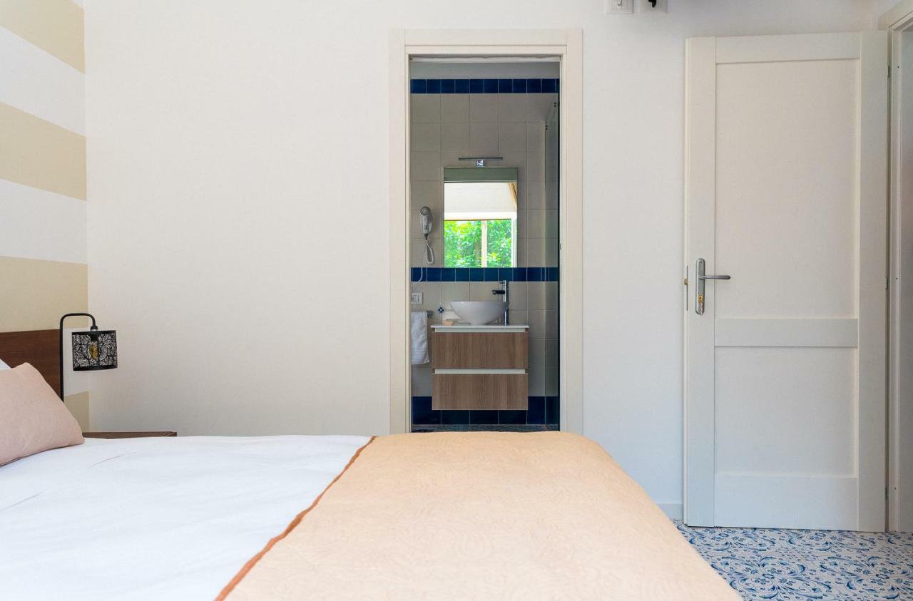 Hotel Luxury Napolitano Półwysep Sorrentyński Zewnętrze zdjęcie