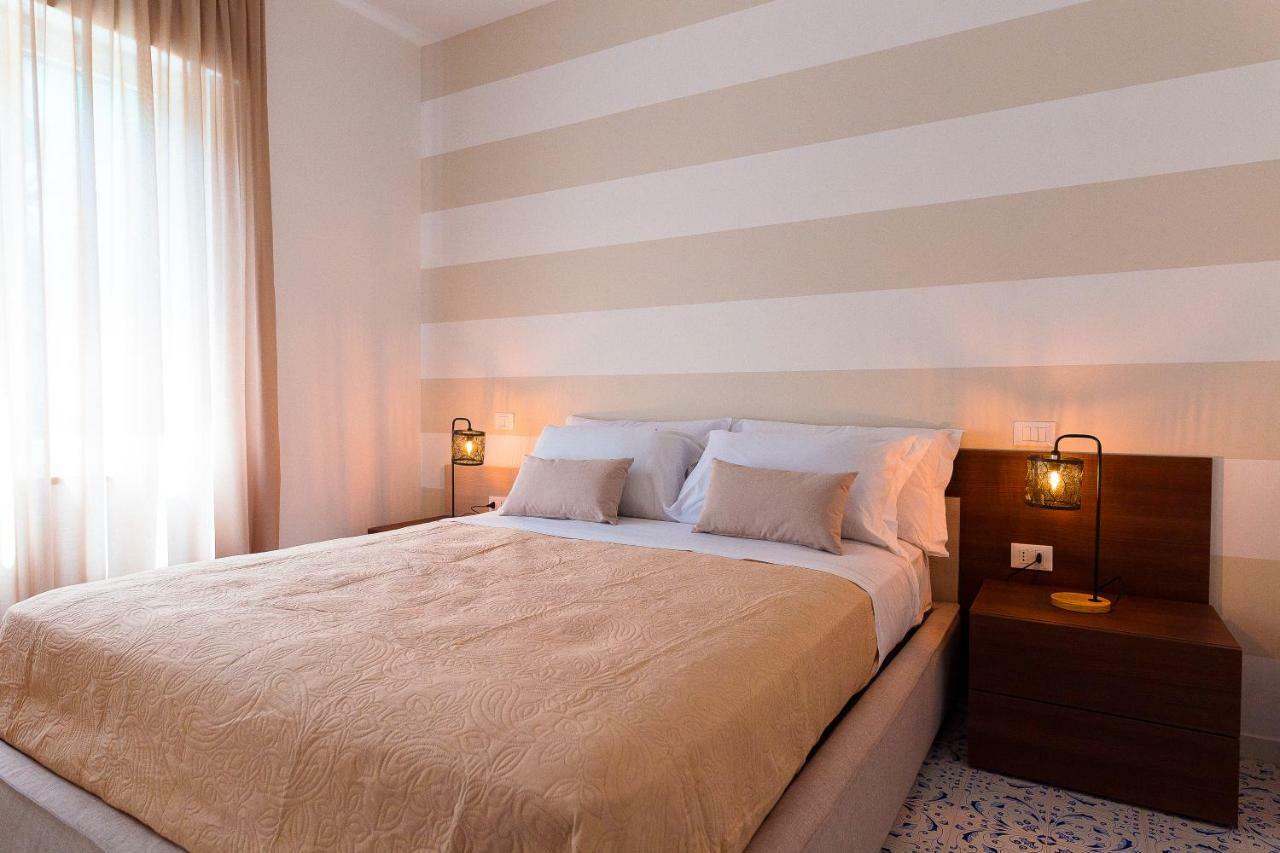 Hotel Luxury Napolitano Półwysep Sorrentyński Zewnętrze zdjęcie